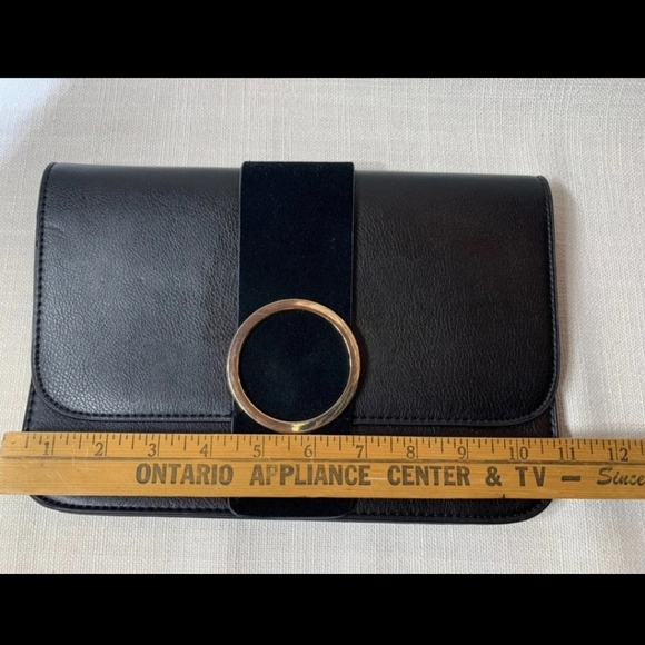 Zara Black and Gold Envelope Clutch Leather - Picture 5 of 10
